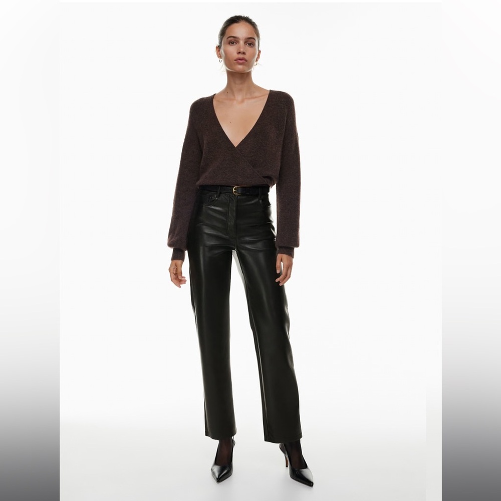 ARITZIA CROPPED MELINA LEATHER PANTS | SIZE 6